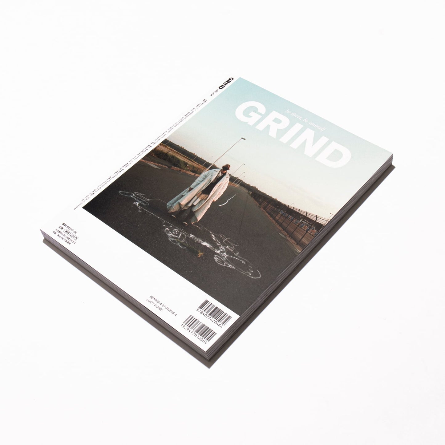GRIND Vol.101 "On the STREET"
